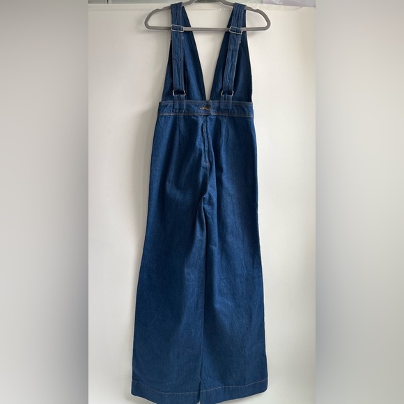 Urban Outfitters BDG Eleanor Plunging Dark Wash Blue Denim Jean Jumpsuit Size 2 - Picture 6 of 15